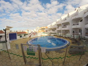 Гостиница Apartamentos Diamantes  Арона